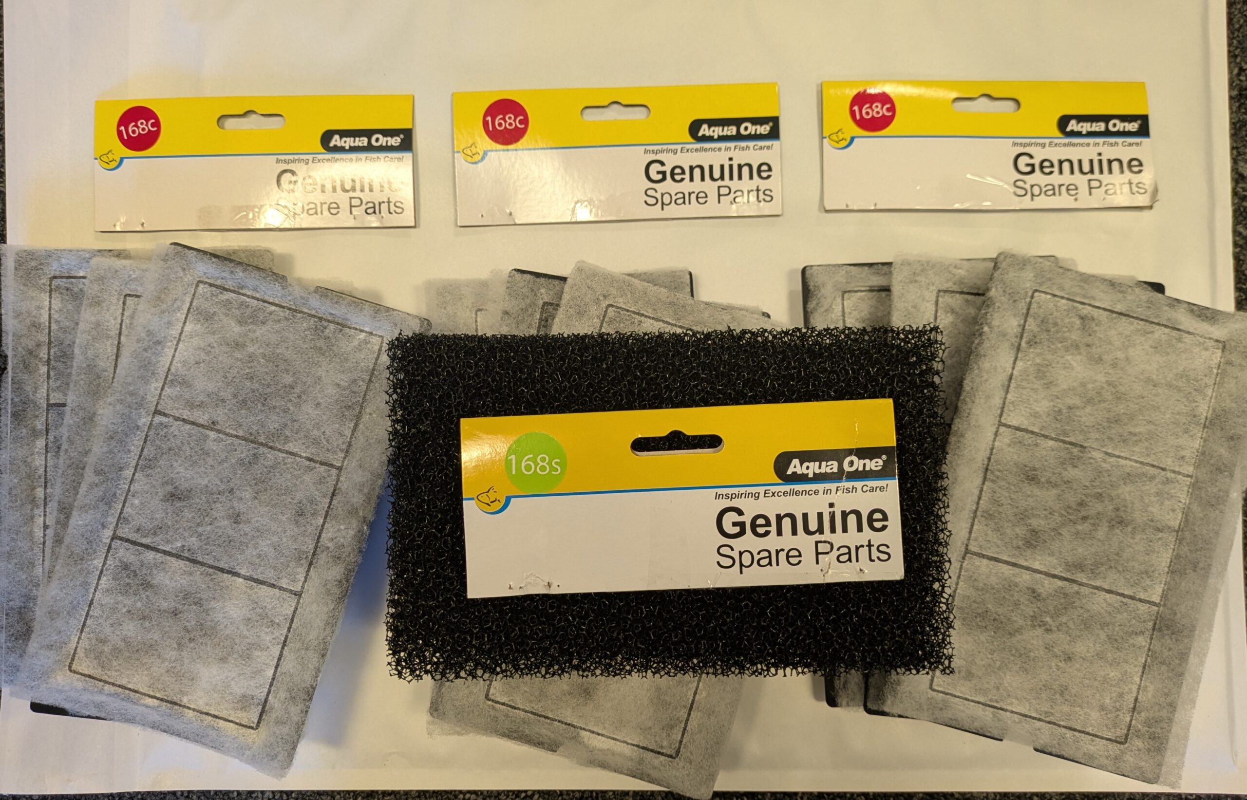 Aqua One Store Service Kit for LifeStyle 127 & LifeStyle Classic 125    ( 9 cartridges & Sponge set)